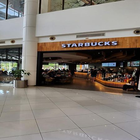 Heritage Home Serpong Esterno foto