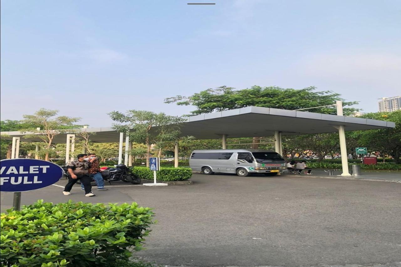 Heritage Home Serpong Esterno foto